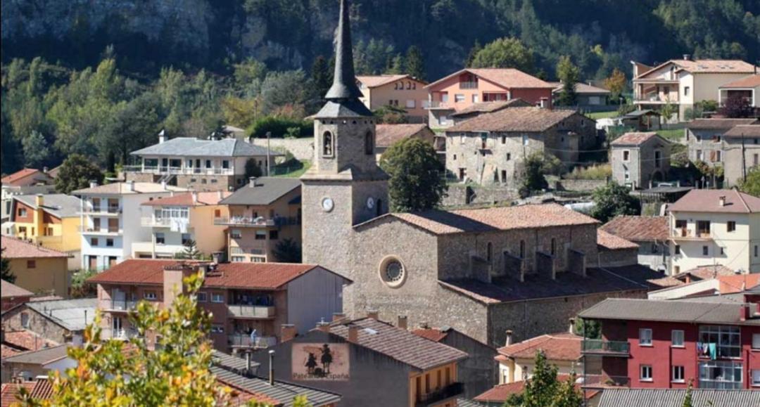 Apartament Turistic Campdevánol エクステリア 写真