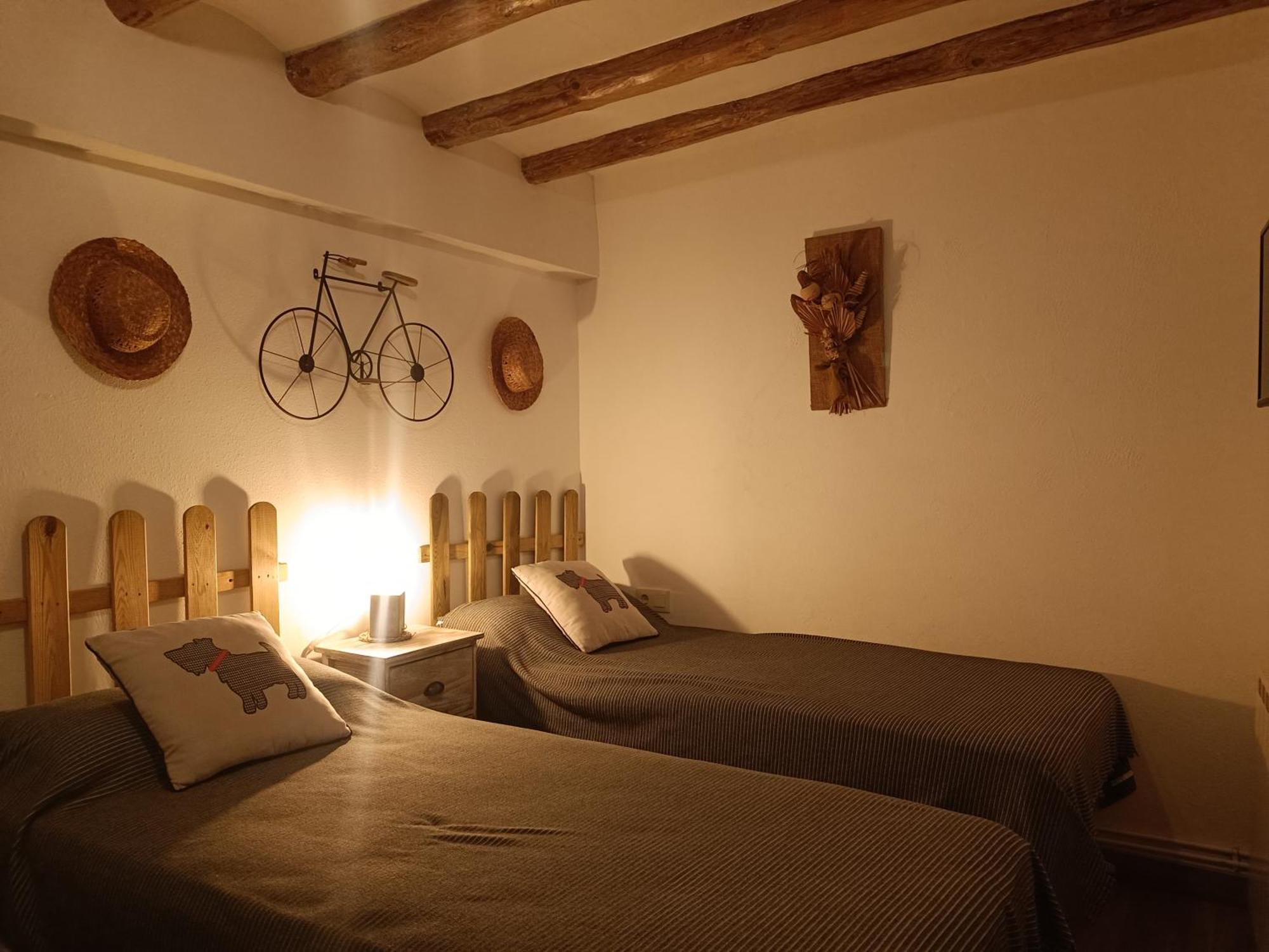 Apartament Turistic Campdevánol エクステリア 写真